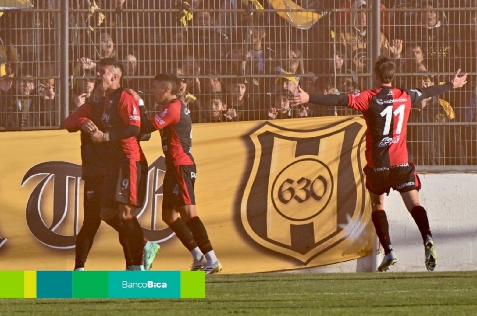 Colón ganó 2-1 a Deportivo Madryn.