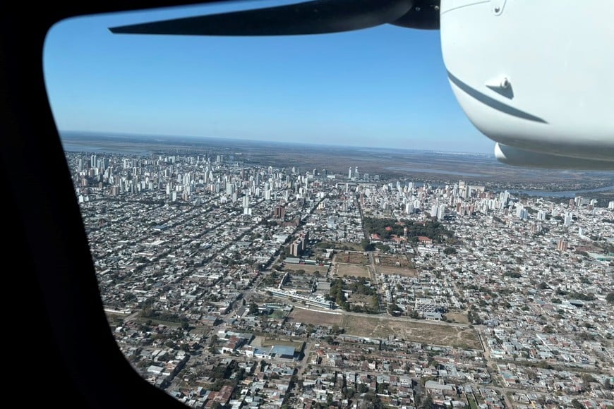 La ciudad reveló una nueva perspectiva desde el aire durante el recorrido panorámico.