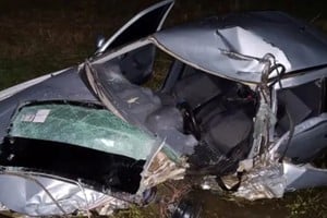 El automovilista también sufrió diversas lesiones y quedó aprehendido por disposición de la Fiscalía.