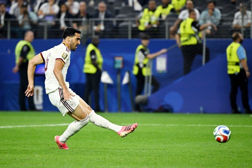 Soccer Football - FIFA World Cup 2026 - Round of 16 - Portugal v Spain - Dallas Stadium, Arlington, Texas, U.S. - July 6, 2026
Spain's Mikel Merino scores their first goal IMAGN IMAGES via Reuters/Jerome Miron TPX IMAGES OF THE DAY