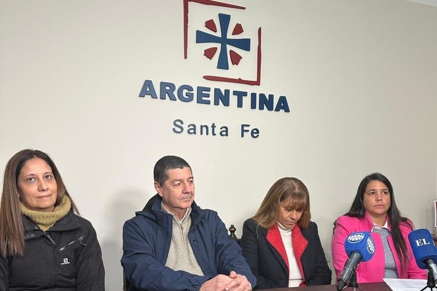 Las donaciones son recibidas en la sede de Cáritas Santa Fe, ubicada en Francia 1973, los lunes, miércoles y viernes, de 8.30 a 13.30.
El Litoral.