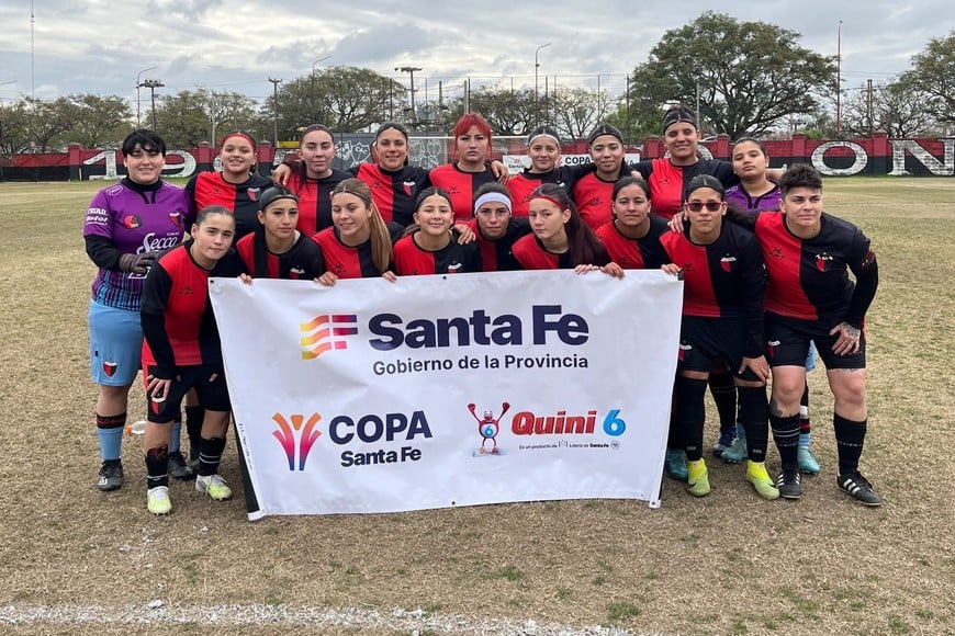 El plantel sabalero que consiguió la histórica clasificacion a semifinales. Foto: Prensa Copa Santa Fe.