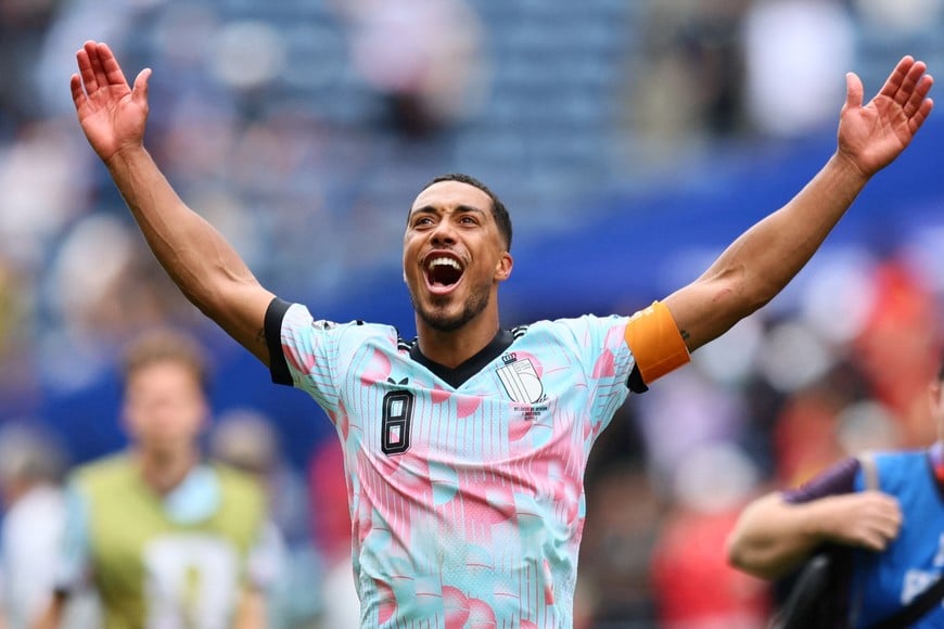 Soccer Football - FIFA World Cup 2026 - Round of 32 - Belgium v Senegal - Seattle Stadium, Seattle, Washington, U.S. - July 1, 2026
 Belgium's Youri Tielemans celebrates after the match as Belgium qualify for the Round of 16 stage of the World Cup IMAGN IMAGES via Reuters/Blake Dahlin