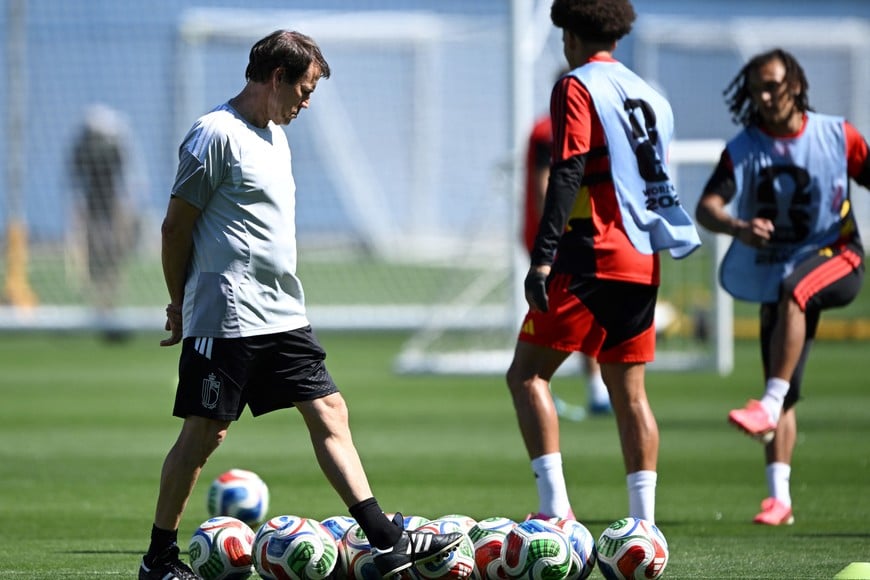 Soccer Football - FIFA World Cup 2026 - Belgium Training - Seattle Sounders FC Performance Centre and Clubhouse, Renton, Washington, U.S. - July 5, 2026
Belgium coach Rudi Garcia during training IMAGN IMAGES via Reuters/Troy Wayrynen