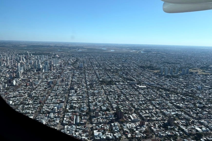 El recorrido duró 20 minutos y mostró los íconos de la capital provincial.
