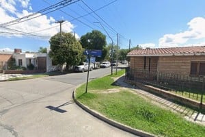 La víctima vivía sola y fue encontrada sin vida dentro de su casa por una vecina.