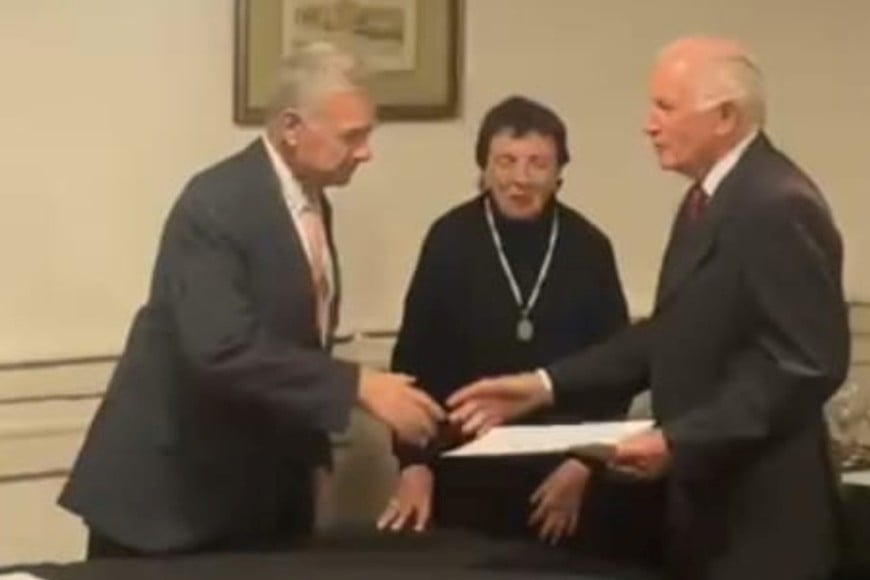 El momento en que recibio el diploma