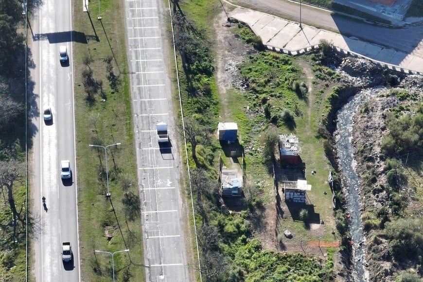 La autopista y la calle Iturraspe, un acceso importante de la ciudad. Foto: Fernando Nicola