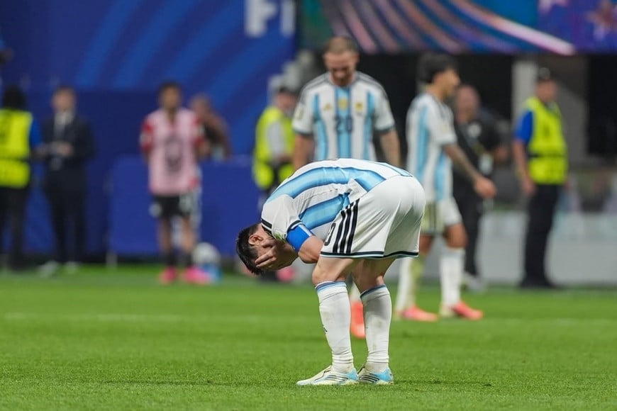 Lionel Messi a las lágrimas tras la remontada épica de Argentina. Foto: Fernando Nicola