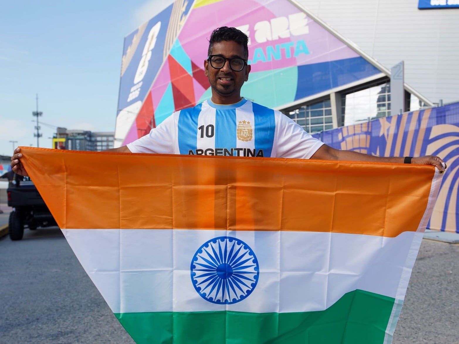 Hinchas de Argentina llegan al estadio de Atlanta para alentar a la selección