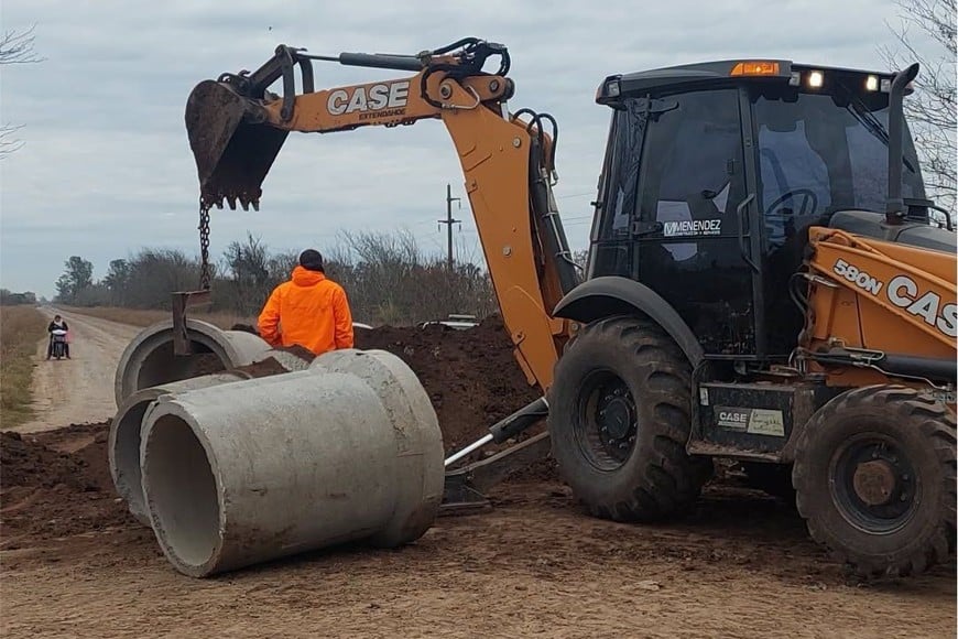 Obras de infraestructura en Sunchales: avanzan mejoras en caminos rurales y en la red cloacal de la ciudad