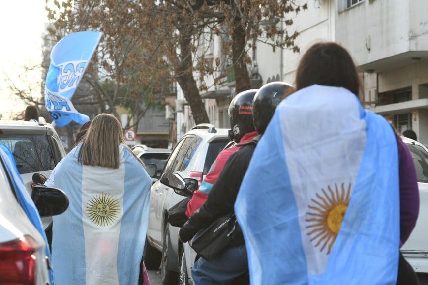 Los festejos en Santa Fe tras el triunfo de Argentina ante Egipto