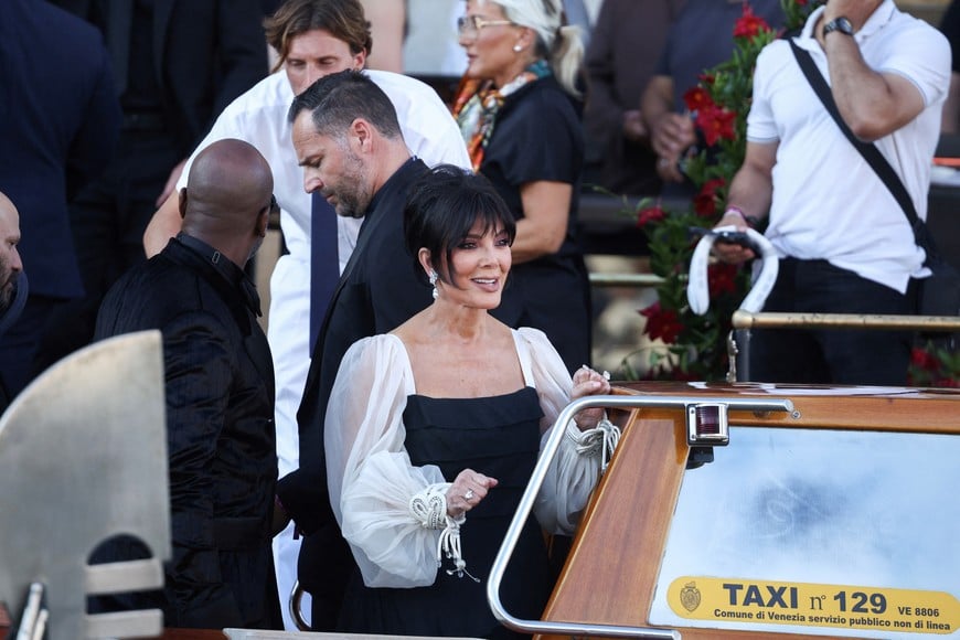 Kris Jenner leaves Gritti Palace, on the second day of the wedding festivities of Amazon founder Jeff Bezos and journalist Lauren Sanchez, in Venice, Italy, June 27, 2025. REUTERS/Guglielmo Mangiapane