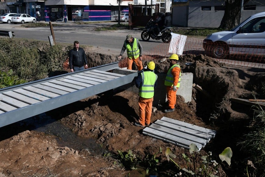 "Los puentes son desmontables en caso que a futuro se piense otra obra para esa zona", dijo Poletti. Foto: MSF