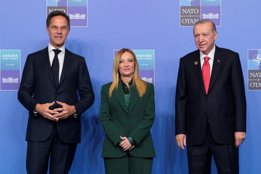 Turkish President Tayyip Erdogan and NATO Secretary General Mark Rutte welcome Italy's Prime Minister Giorgia Meloni at a NATO leaders' summit in Ankara, Turkey, July 8, 2026. REUTERS/Jonathan Ernst