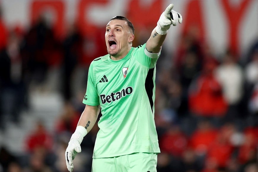 Soccer Football - Copa Sudamericana - Group H - River Plate v Red Bull Bragantino - Estadio Mas Monumental, Buenos Aires, Argentina - May 20, 2026
River Plate's Franco Armani reacts REUTERS/Agustin Marcarian