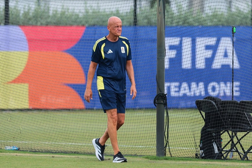 Soccer Football - FIFA World Cup 2026 - FIFA Referee Training - Miami, Florida, U.S. - June 9, 2026
Former referee Pierluigi Collina during training IMAGN IMAGES via Reuters/Sam Navarro