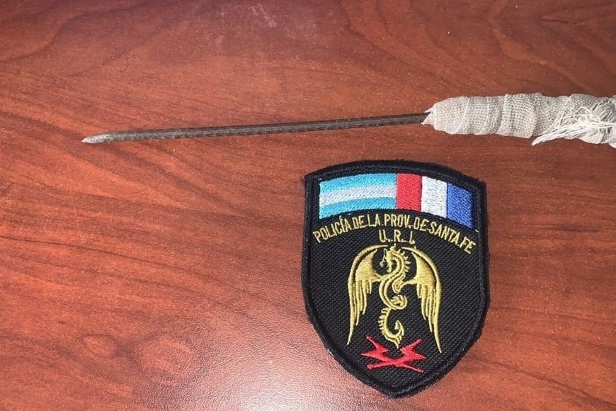 Una de las armas secuestradas durante el operativo. Foto: El Litoral