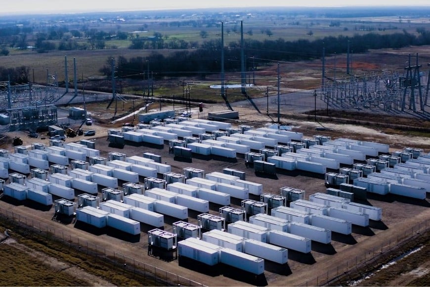 El gobierno nacional concluyó su licitación de acuerdos de provisión de energía eléctrica almacenada para el Sistema Interconectado Nacional. Crédito: ACCIONA