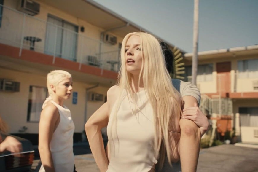 Anya Taylor-Joy protagoniza el videoclip de “Jealous Lover”, single de The Rolling Stones, parte de su nuevo álbum “Foreign Tongues”,