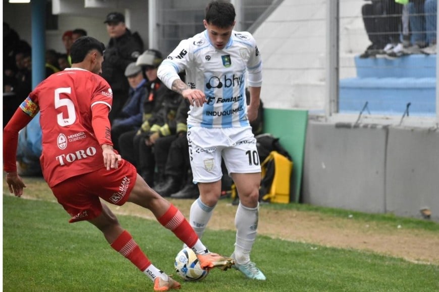 Martiniano Moreno intenta ante Tomás Silva
