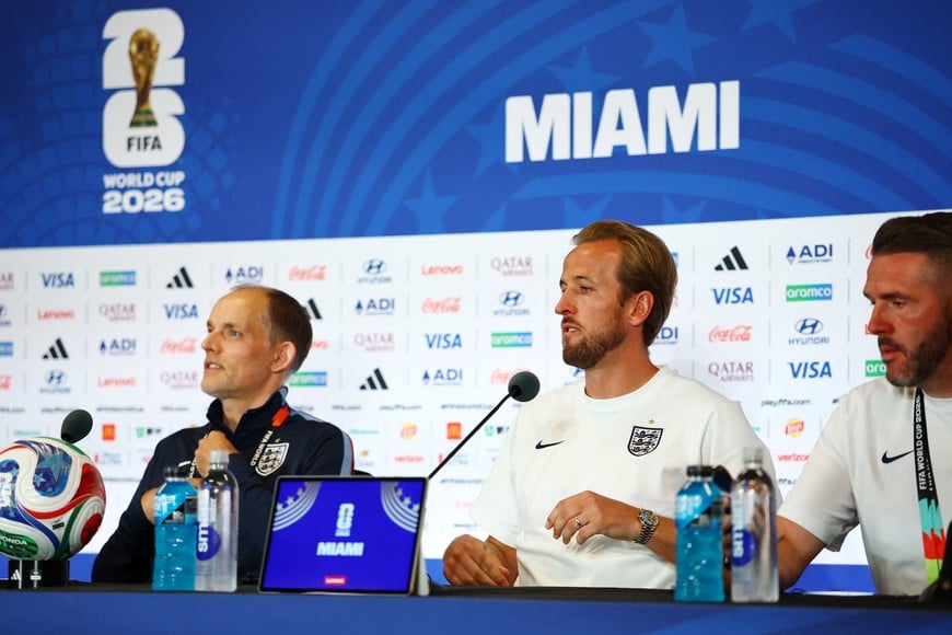 Soccer Football - FIFA World Cup 2026 - England Press Conference - Inter Miami CF Stadium, Fort Lauderdale, Florida, U.S. - July 10, 2026
England manager Thomas Tuchel and Harry Kane during the press conference REUTERS/Marco Bello