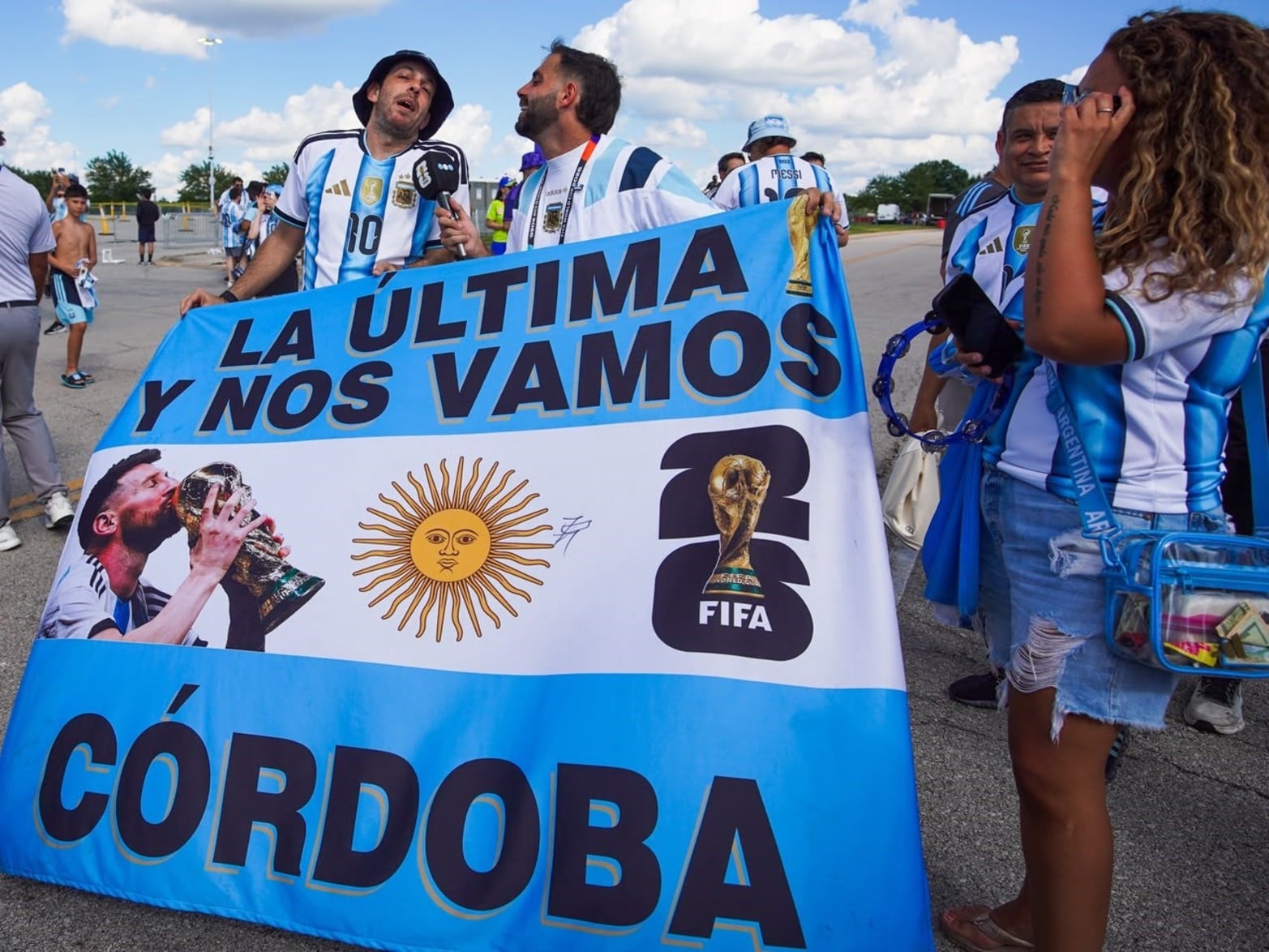 Fiebre argentina en Kansas, en la previa ante Suiza.  Foto: Fernando Nicola
