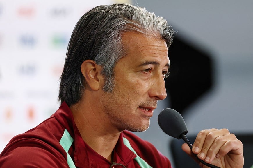 Soccer Football - FIFA World Cup 2026 - Switzerland Press Conference - Kansas City Stadium, Kansas City, Missouri, U.S. - July 10, 2026
Switzerland coach Murat Yakin during the press conference REUTERS/Lee Smith