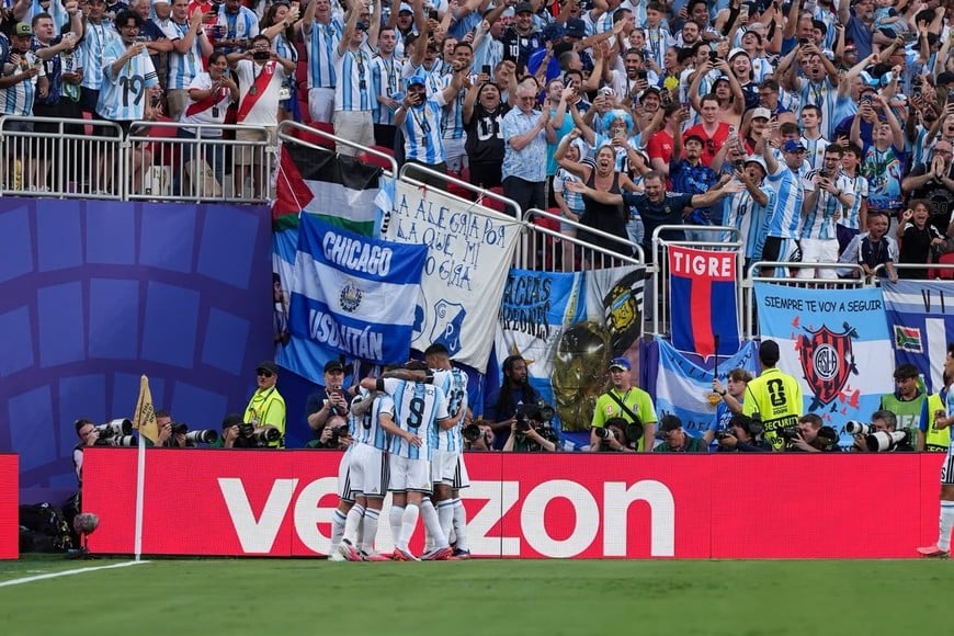 Mac Allister le dio el 1-0 a Argentina. Foto: Fernando Nicola