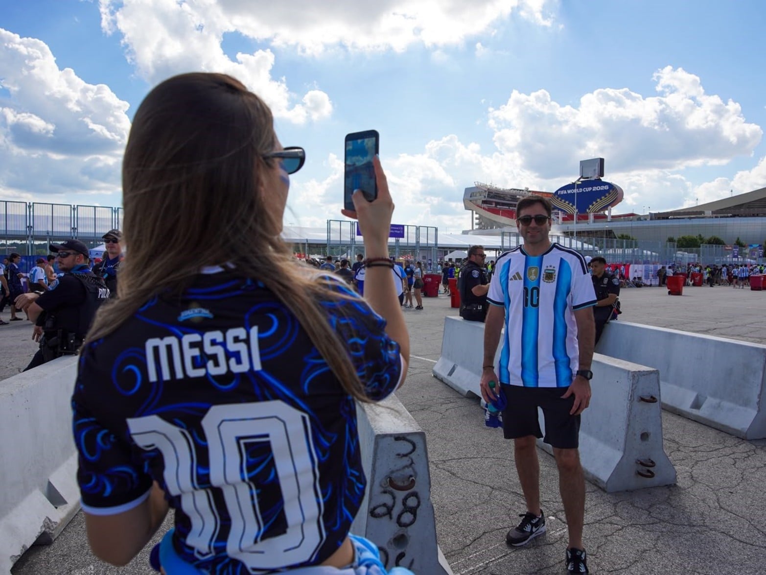 Fiebre argentina en Kansas, en la previa ante Suiza.  Foto: Fernando Nicola