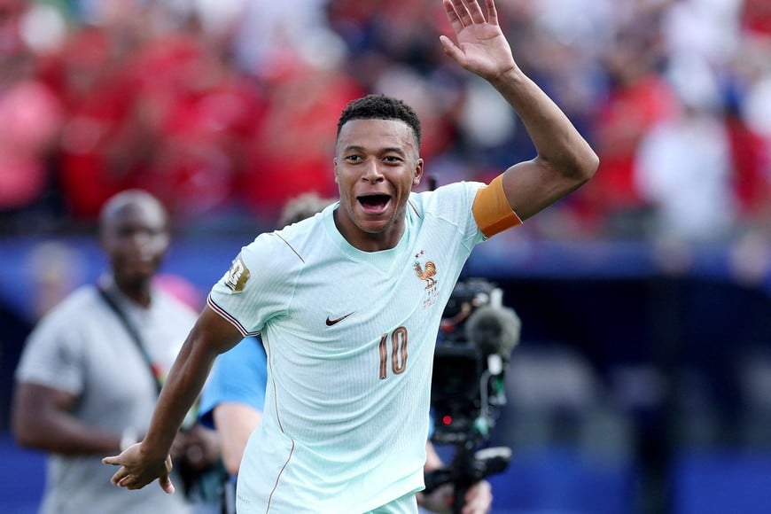 Soccer Football - FIFA World Cup 2026 - Quarter Final - France v Morocco - Boston Stadium, Foxborough, Massachusetts, U.S. - July 9, 2026
France's Kylian Mbappe celebrates after the match as France qualify for the semi final stage of the World Cup REUTERS/Paul Childs     TPX IMAGES OF THE DAY