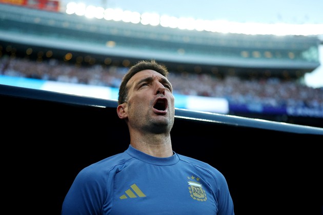 Soccer Football - FIFA World Cup 2026 - Quarter Final - Argentina v Switzerland - Kansas City Stadium, Kansas City, Missouri, U.S. - July 11, 2026
Argentina coach Lionel Scaloni during the national anthems before the match REUTERS/Agustin Marcarian