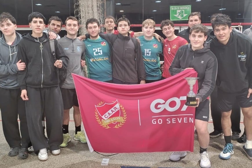 Adelante, subcampeón.