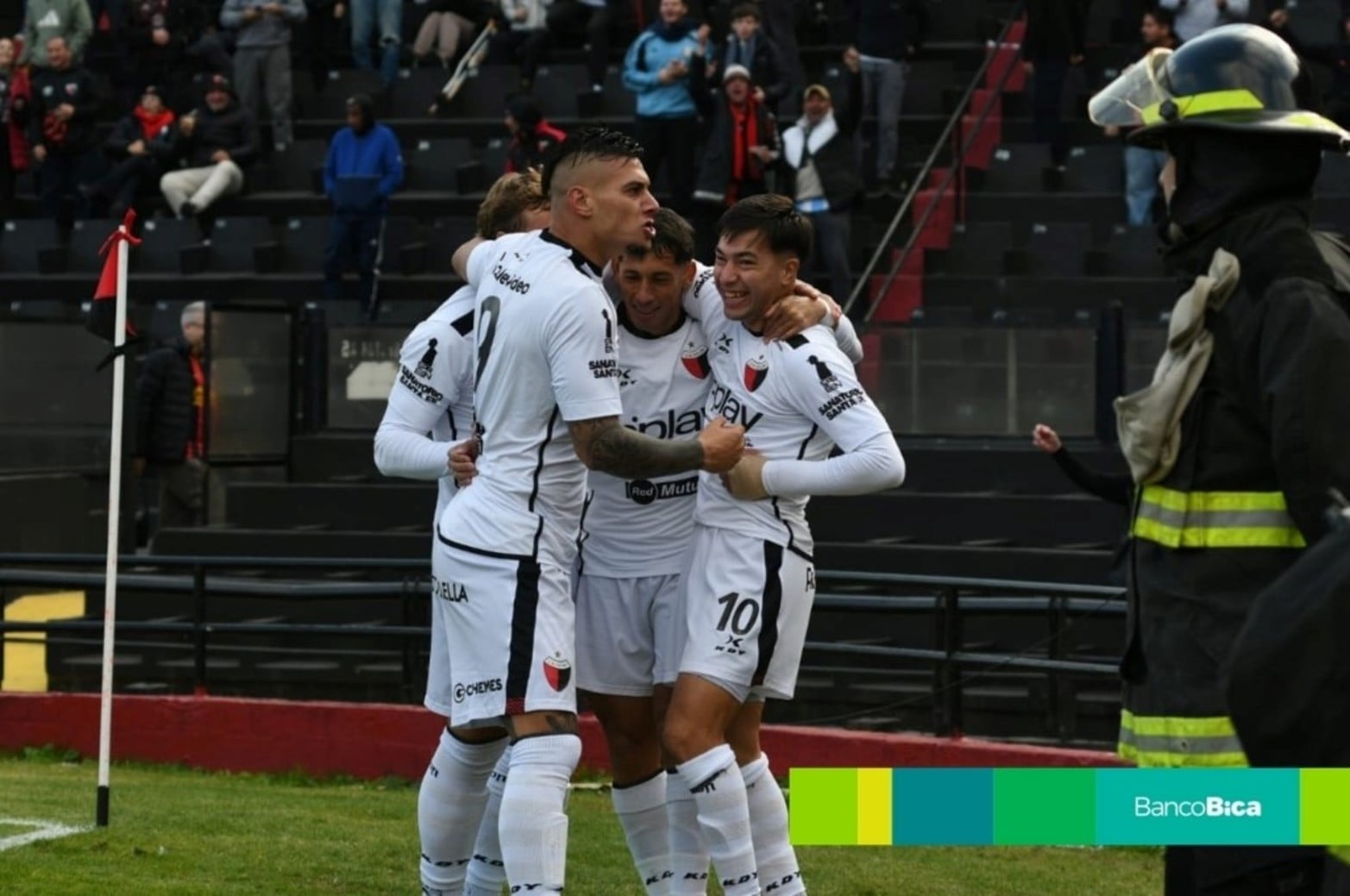 Ganó Colón.