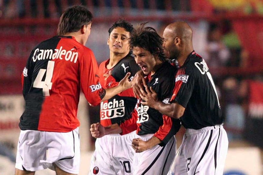 El Colón de 2006, a cargo de Falcioni, venció a Vélez en un recordado partido.