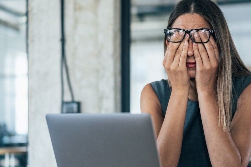 Especialistas advierten que el diagnóstico tardío puede afectar el trabajo.