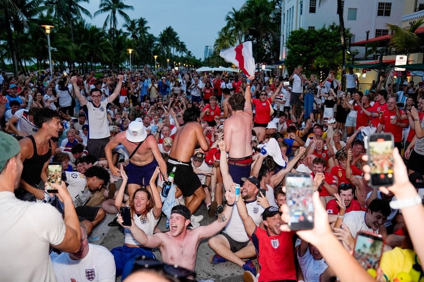 Soccer Football - FIFA World Cup 2026 - Quarter Final - Norway v England - Fans gather in Miami - Miami, Florida, U.S. - July 11, 2026
England fans celebrate after the match IMAGN IMAGES via Reuters/Jeff Romance