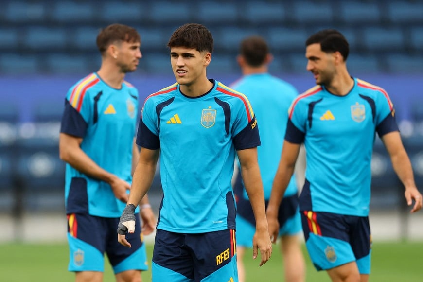 Soccer Football - FIFA World Cup 2026 - Spain Training - Carson Sports Park, Carson, California, U.S. - July 1, 2026
Spain's Pau Cubarsi during training REUTERS/Daniel Cole
