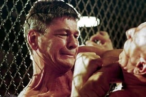 Bronson a los golpes en el film. Foto: Columbia Pictures