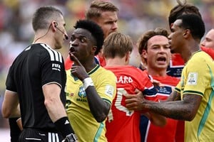 El presidente brasileño criticó a los futbolistas de la “Verdeamarela”.