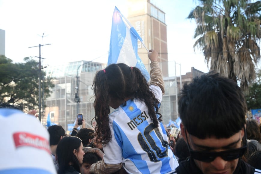 Vamos Argentinaaaa... Manuel Fabatía.