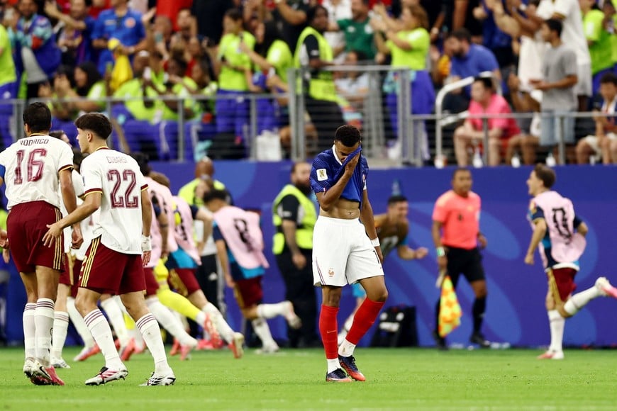Soccer Football - FIFA World Cup 2026 - Semi Final - France v Spain - Dallas Stadium, Arlington, Texas, U.S. - July 14, 2026
France's Kylian Mbappe reacts after Spain's Pedro Porro scored their second goal REUTERS/Lee Smith