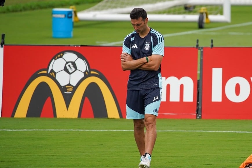 LIONEL SCALONI EN Entrenamiento abierto de Argentina en la previa a las semifinales contra Inglaterra por el Mundial 2026. Foto: Fernando Nicola