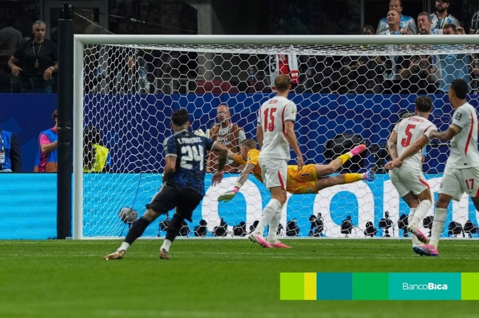 Galería BICA: Argentina-Inglaterra