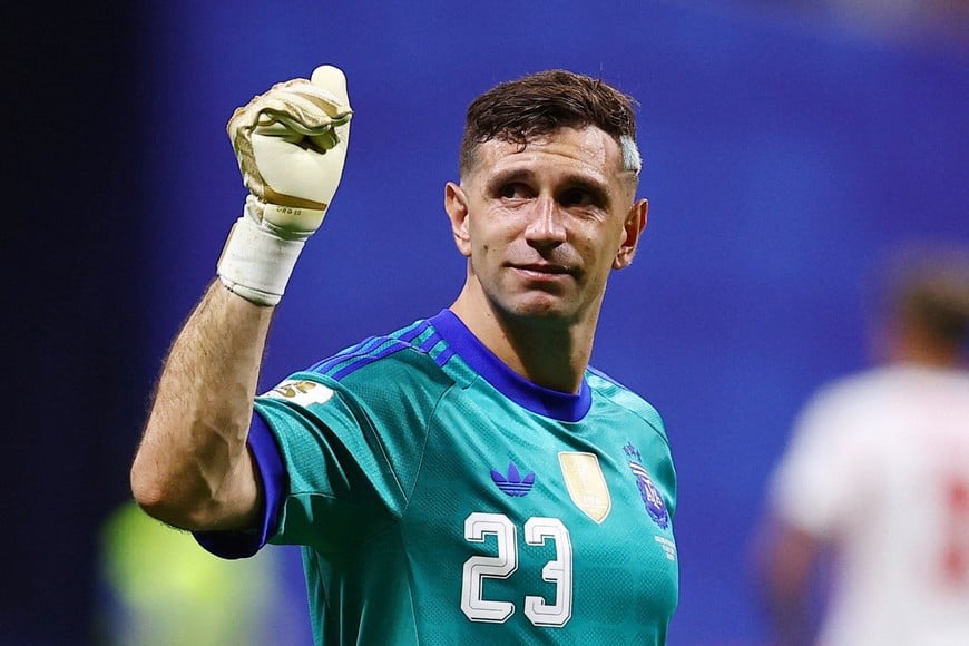 Soccer Football - FIFA World Cup 2026 - Semi Final - England v Argentina - Atlanta Stadium, Atlanta, Georgia, U.S. - July 15, 2026
Argentina's Emiliano Martinez celebrates after the match as Argentina qualify for the final of the World Cup REUTERS/Agustin Marcarian