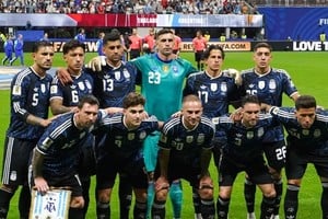 Los once que arrancaron el partido en el Mercedes Benz de Atlanta, con una brillante producción en el segundo tiempo y una victoria inolvidable. Foto: Fernando Nicola