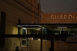 El hombre fue trasladado en un vehículo particular hasta el hospital Cullen.