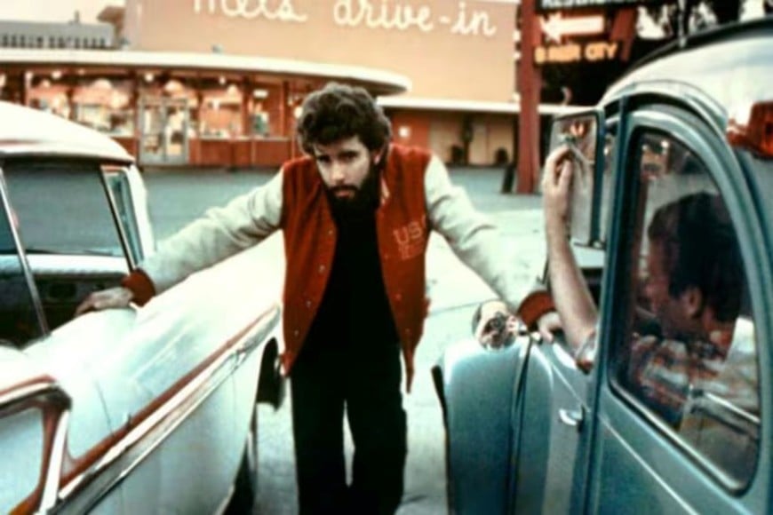 Geoge Lucas durante el rodaje de “American Graffitti”, su primera película, estrenada en 1973.