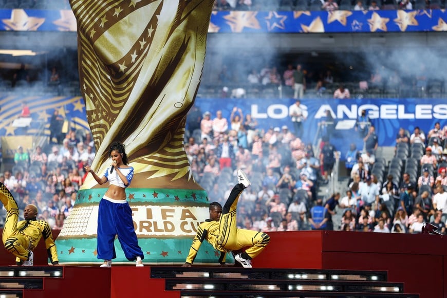 Soccer Football - FIFA World Cup 2026 - Group D - United States v Paraguay - Los Angeles Stadium, Inglewood, California, U.S. - June 12, 2026
Singer Tyla performs during the opening ceremony REUTERS/Lisi Niesner