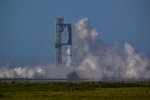 El cohete Starship durante una prueba de lanzamiento de SpaceX.